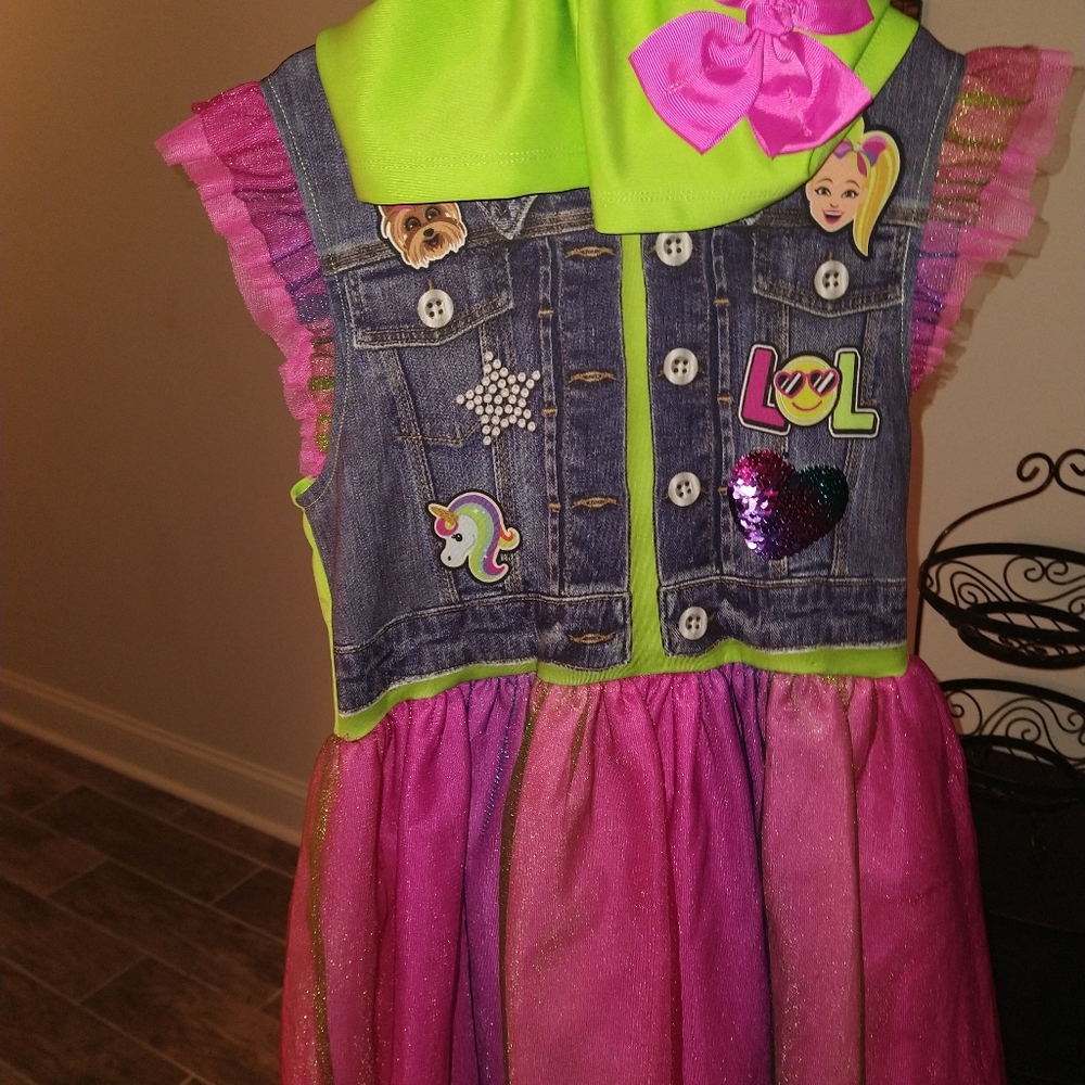 Nickelodeon JoJo Siwa dress